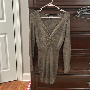 Gold tight fitted dress!